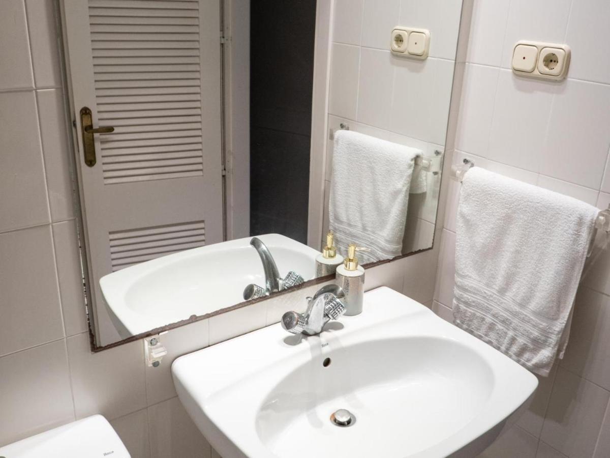 Apartamento En Primera Linea De Mar 阿尔姆尼卡 外观 照片