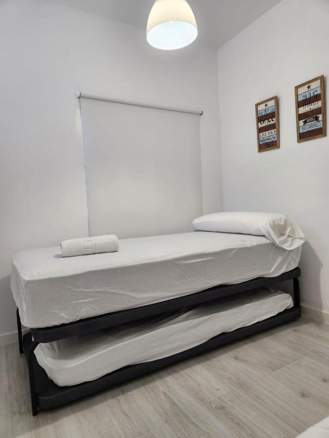 Apartamento En Primera Linea De Mar 阿尔姆尼卡 外观 照片