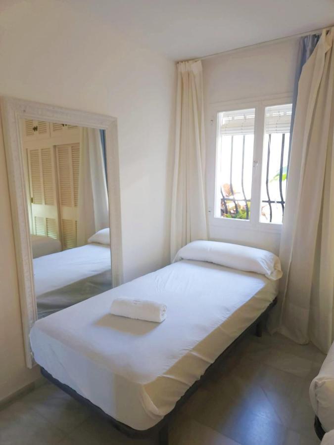 Apartamento En Primera Linea De Mar 阿尔姆尼卡 外观 照片